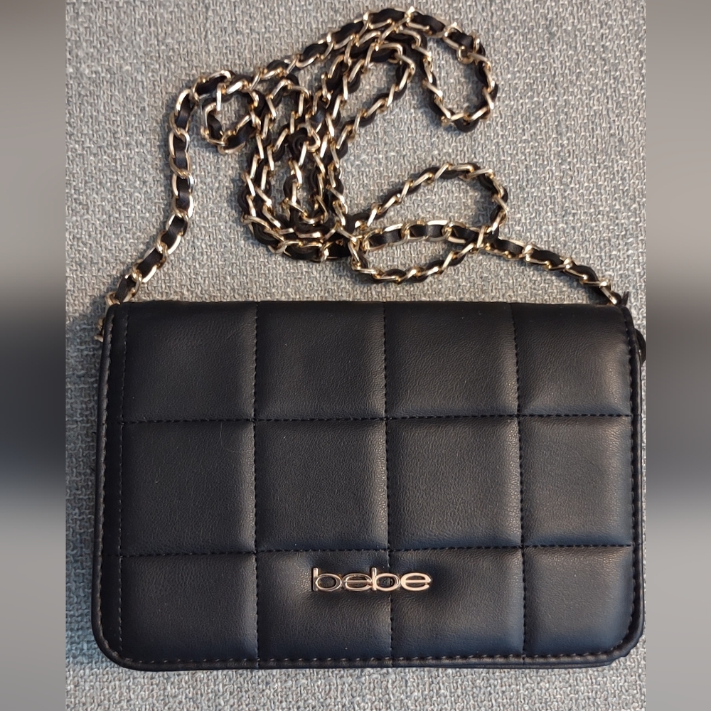 Firm Final price!*Quilted Bag W Chain Strap